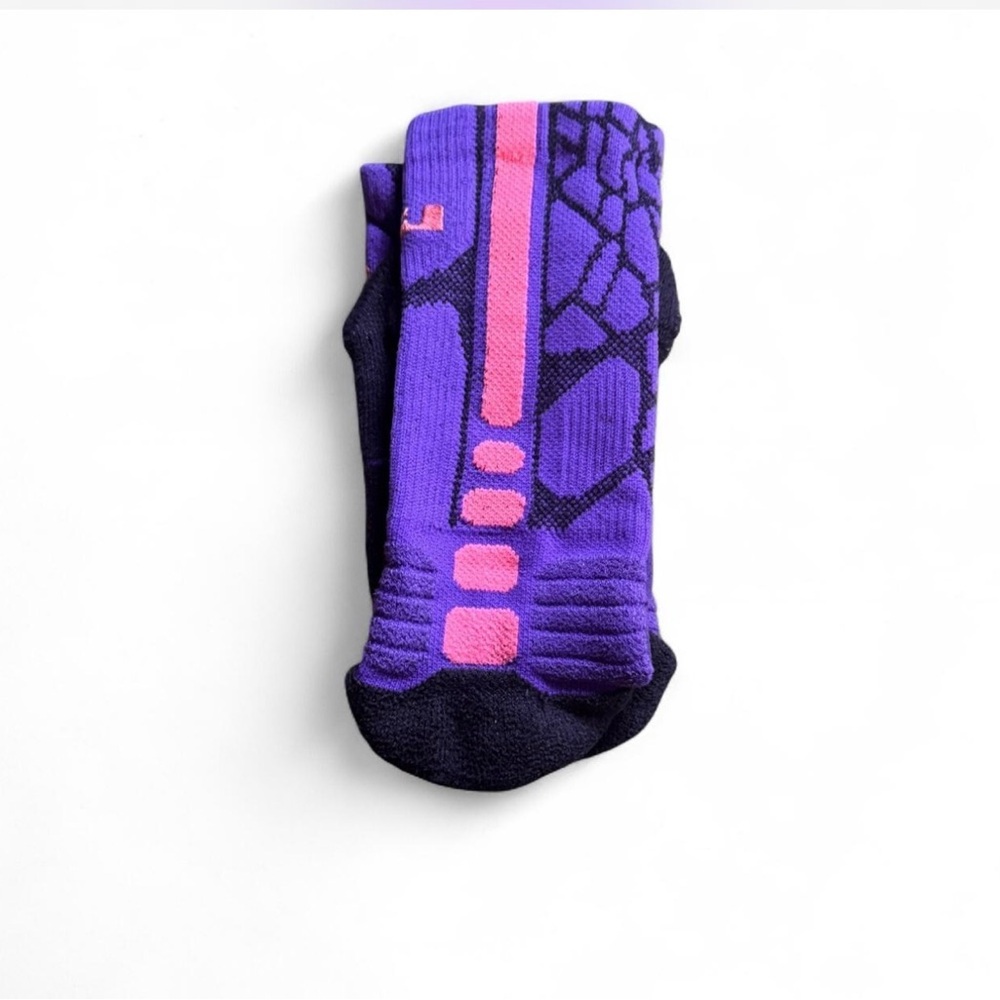 Boys Nike LeBron Elite Basketball Socks S 3Y-5Y Purple Pink